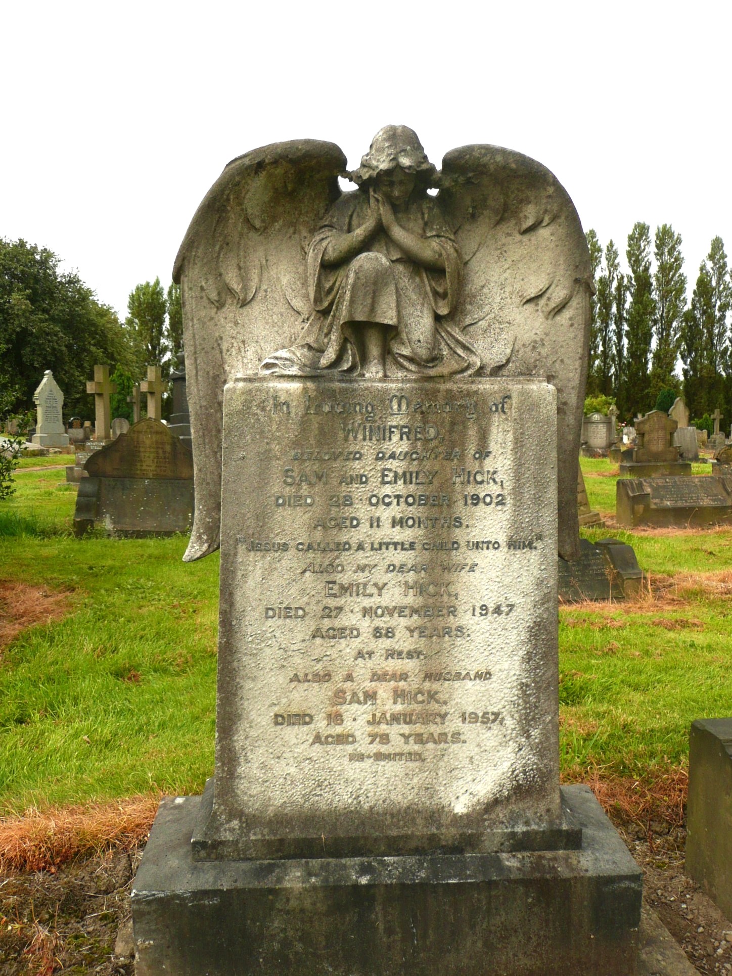 Young angel for a young girl. Morley Cemetery