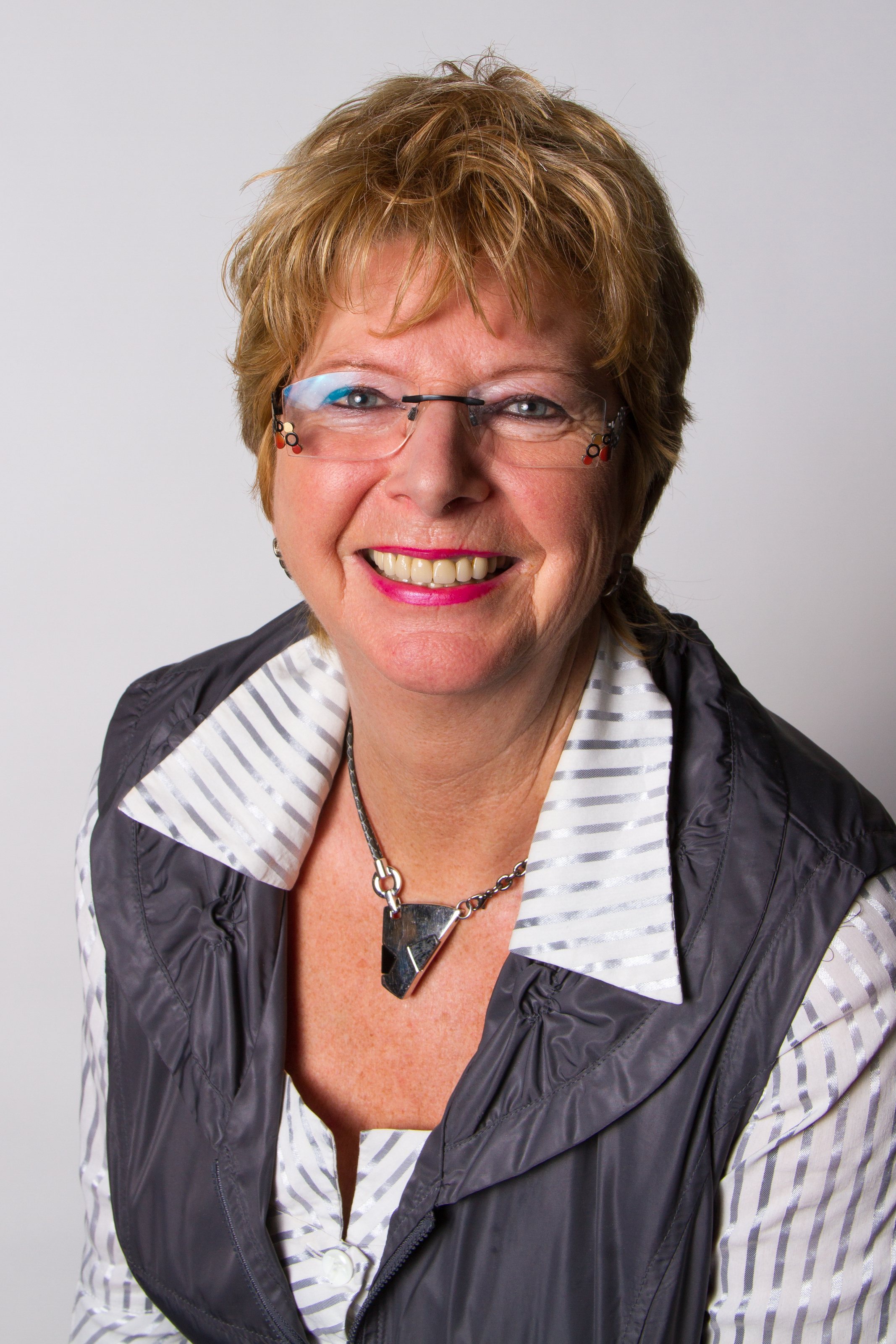 Angelika Jahns ,  lower saxon   politician  (CDU) and member of the  Landtag of Lower Saxony