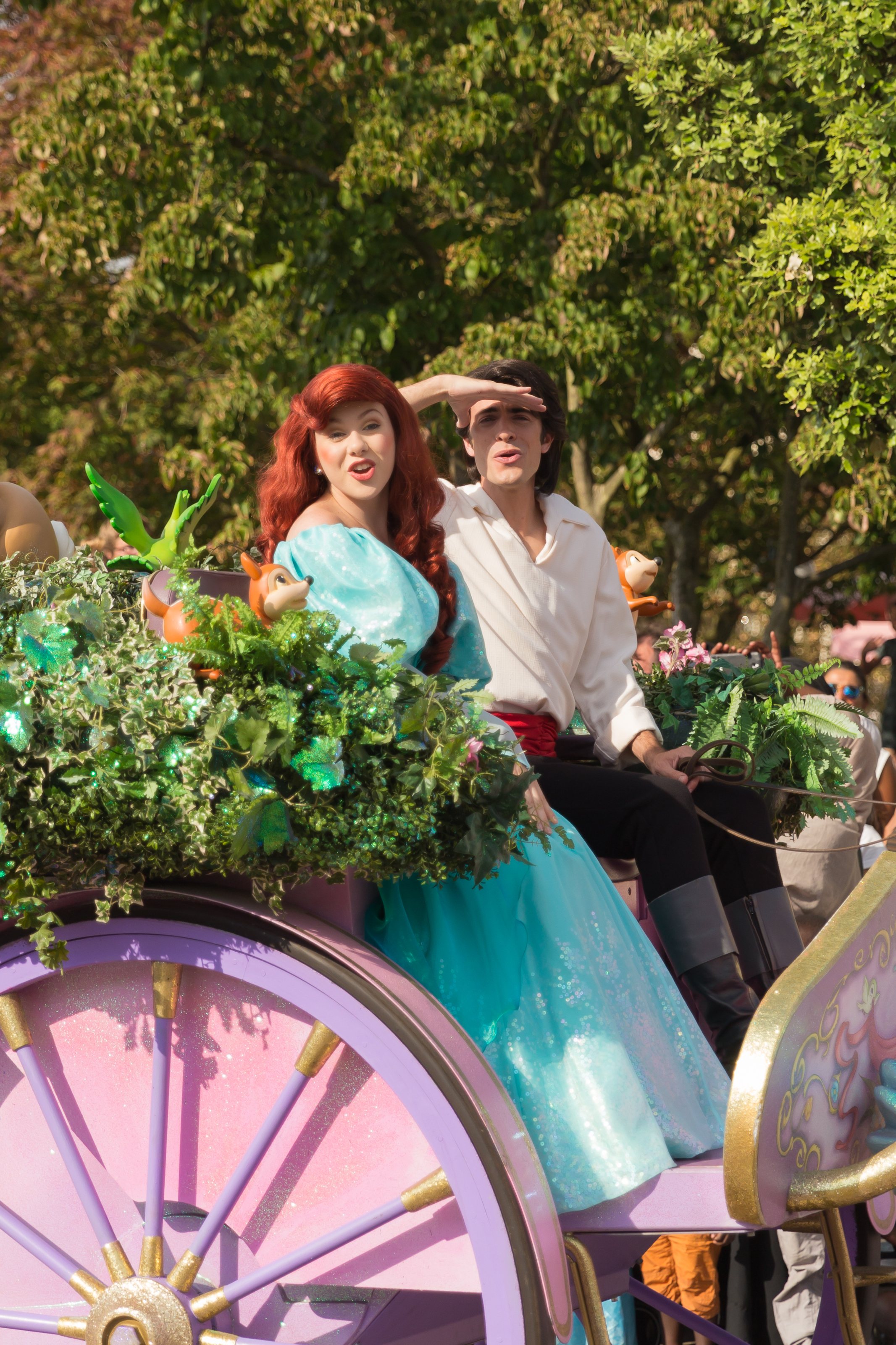 Ariel and her Prince in The Little Mermaid in the Disney Magic On Parade in Disneyland Paris.