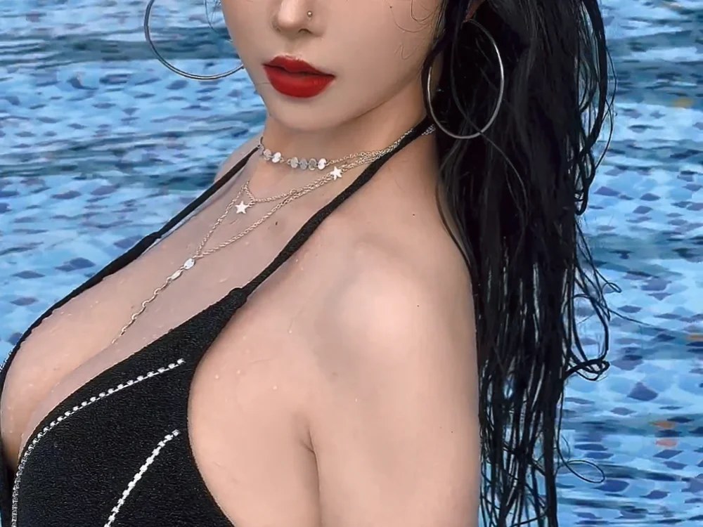 ayw-21, preview image from her own streaming profile