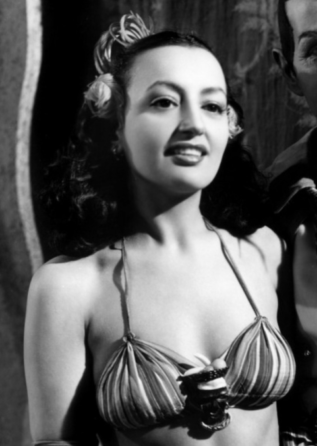 Carmen D'Antonio in   Flash Gordon Conquers the Universe   - publicity still