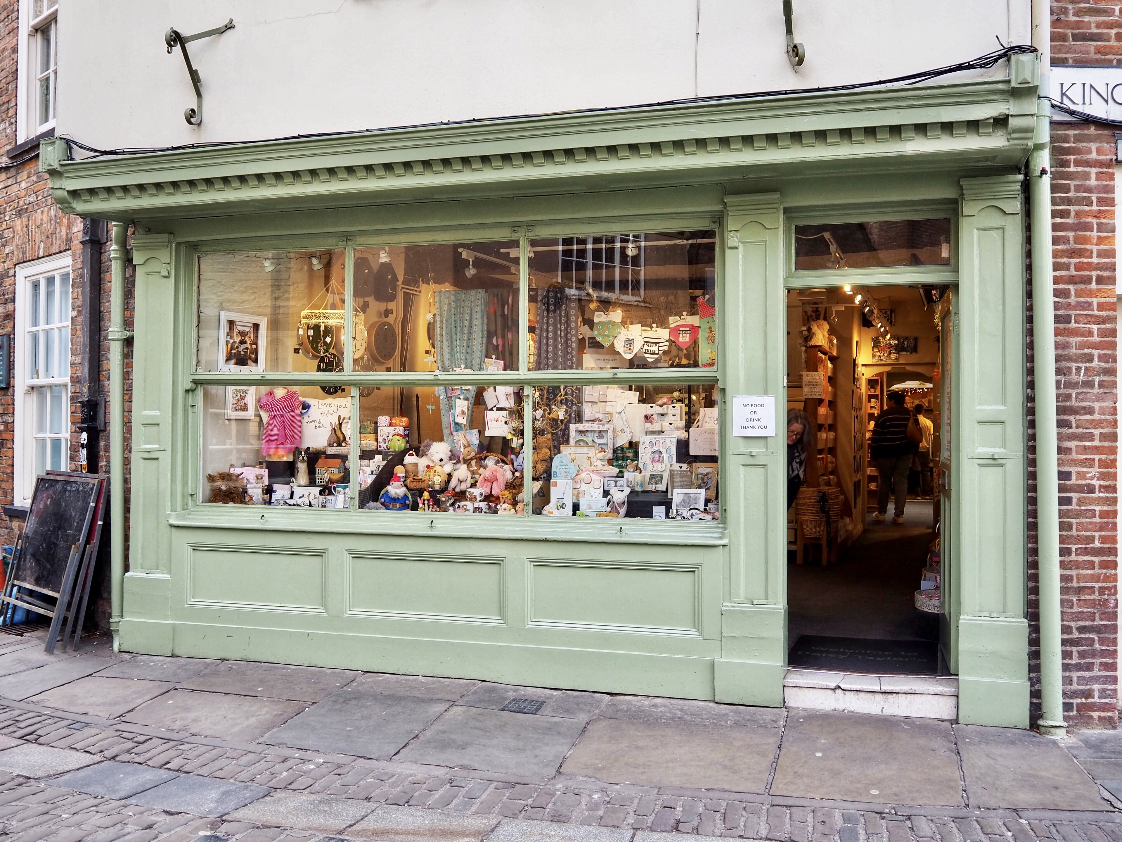 Daisy Taylor's, 4 King’s Court, York