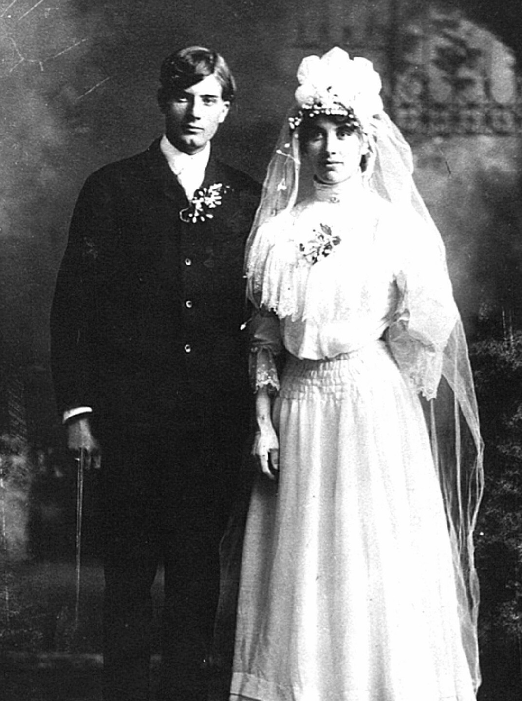 James Henry Gill (1884-1962) and Mary Julia Kelly (1886-1964) wedding on June 4, 1906