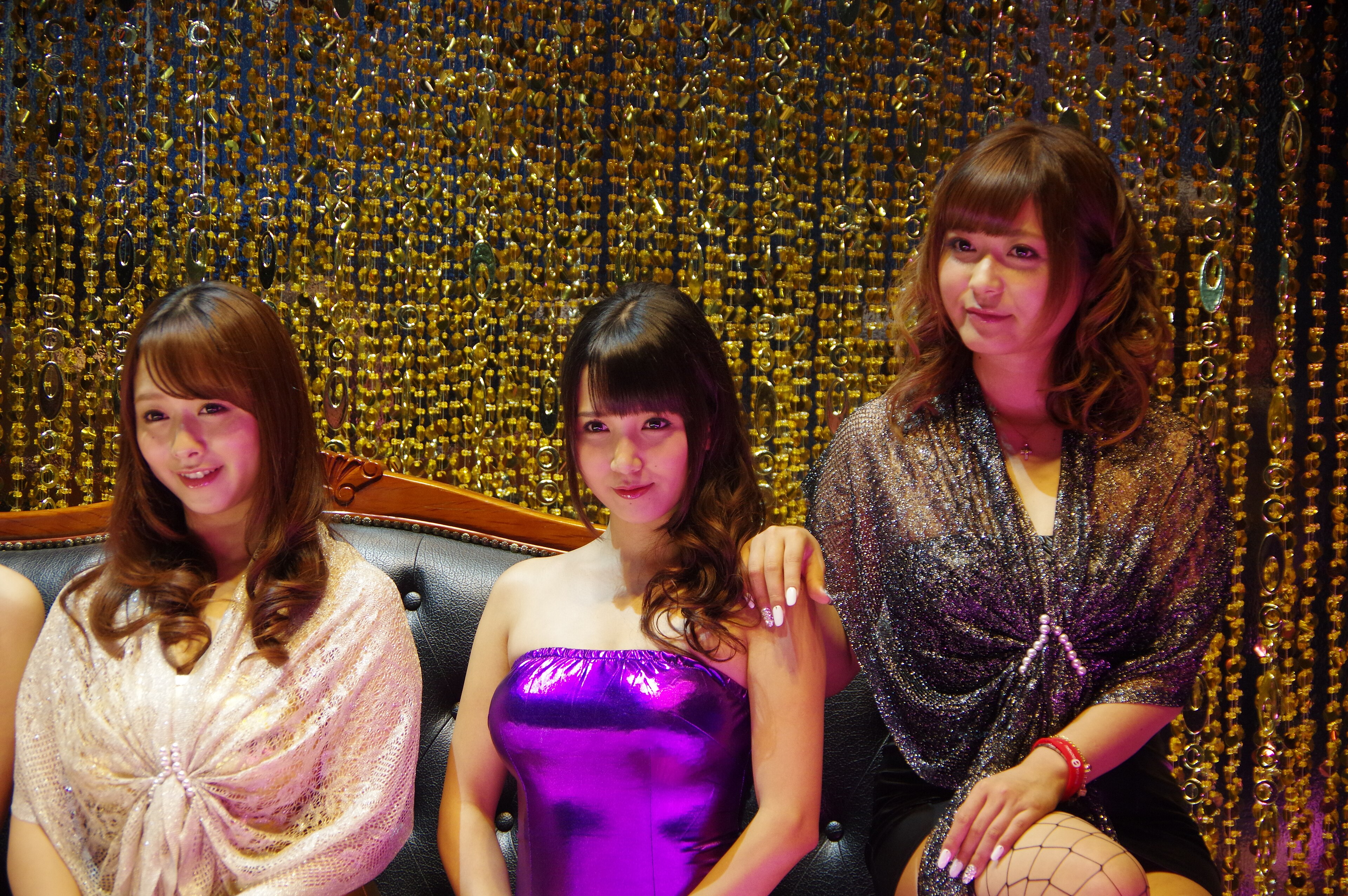 (From L-R) Marina Shiraishi, Ayaka Tomoda and Haruki Satō at  Tokyo Game Show  2014