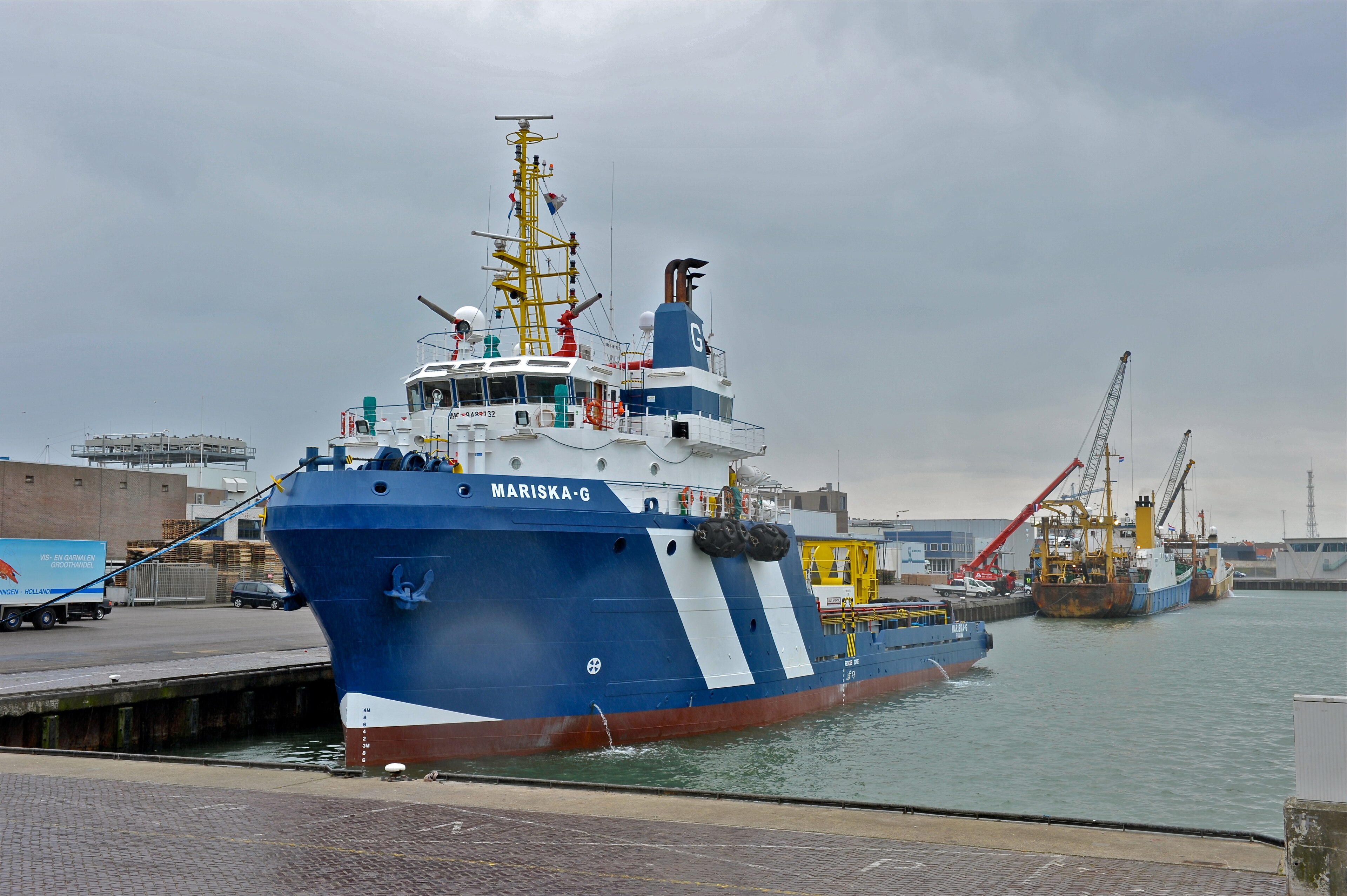 Multi purpose offshore vessel;
Bouwjaar 2009;
Lengte x breedte 53m x 14m;
Eigenaar: Groen BV Scheveningen;
Onder Panamese vlag;
Call Sign: HO7662;
 
IMO: 9487732.