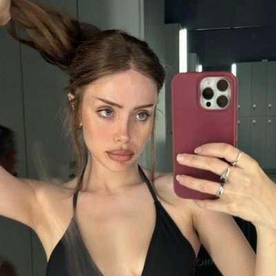 Naomi Woods profile image