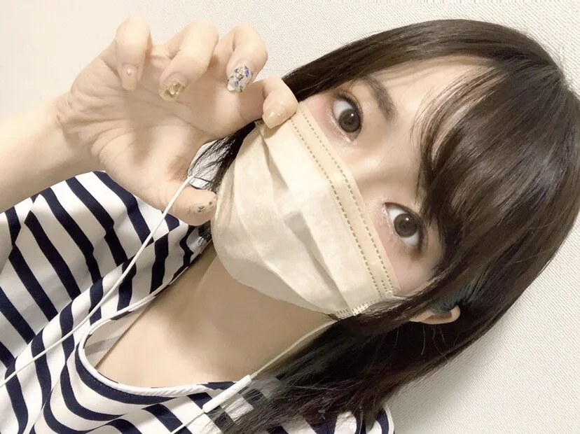 ranran-ch, photograph published on her own streaming profile
