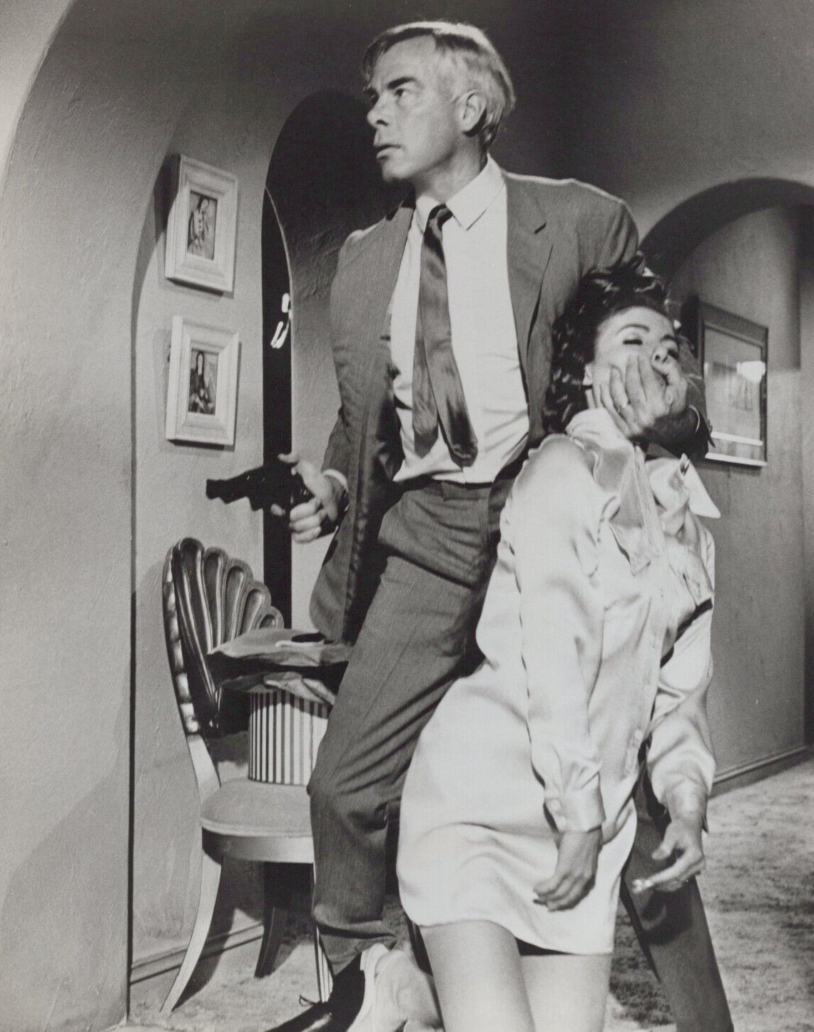 Lee Marvin and Sharon Acker in the American film   Point Blank   (1967) - publicity still (cropped and without marks).