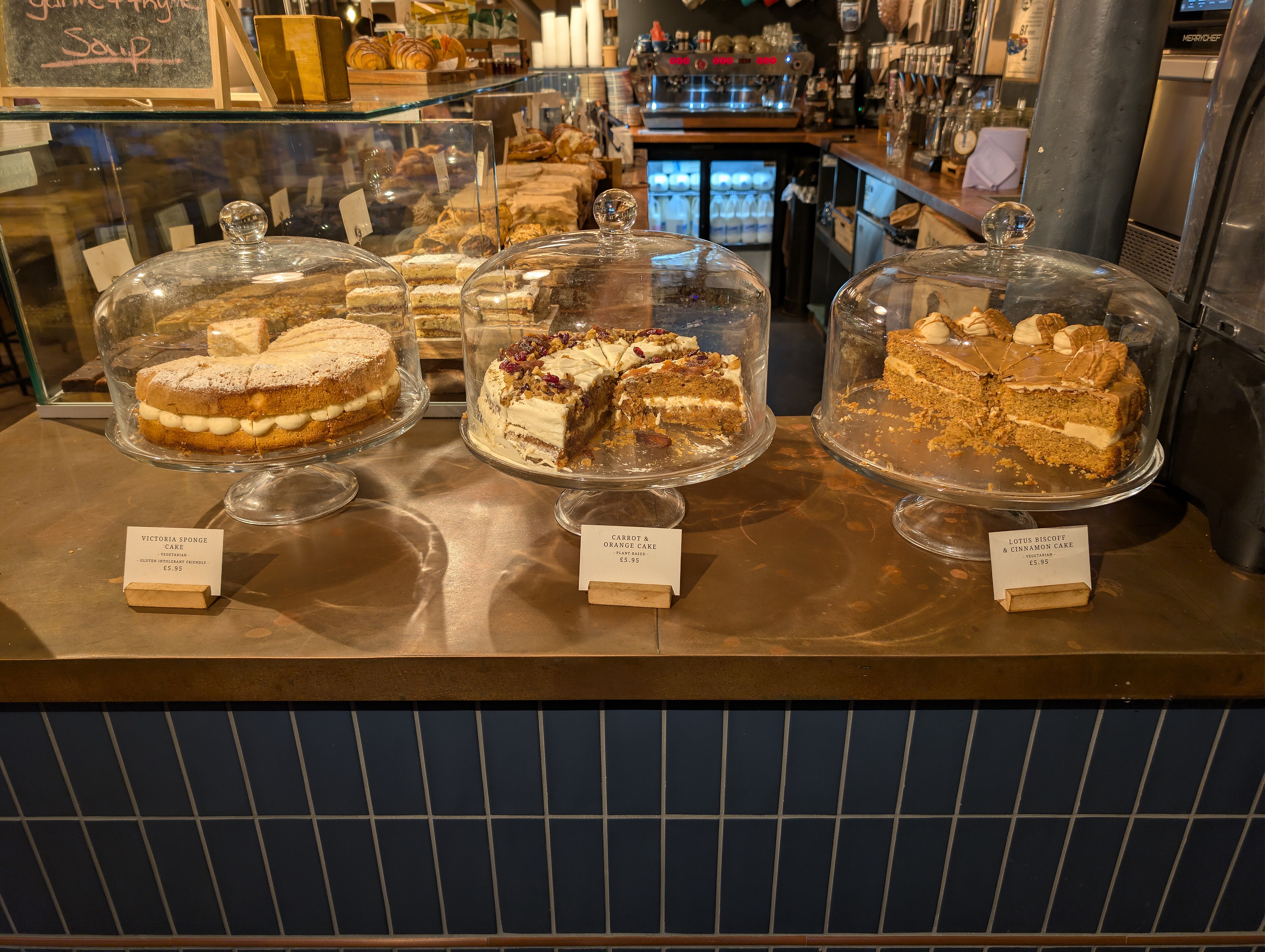 From left to right:
  Victoria sponge cake 
 carrot & orange cake 
 Lotus biscoff & cinnamon cake