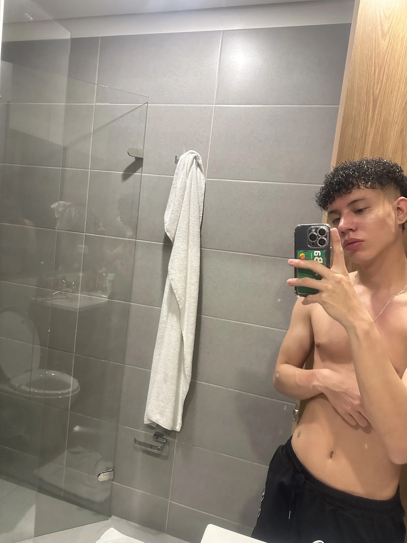 yoursexyjose, photograph published on her own streaming profile