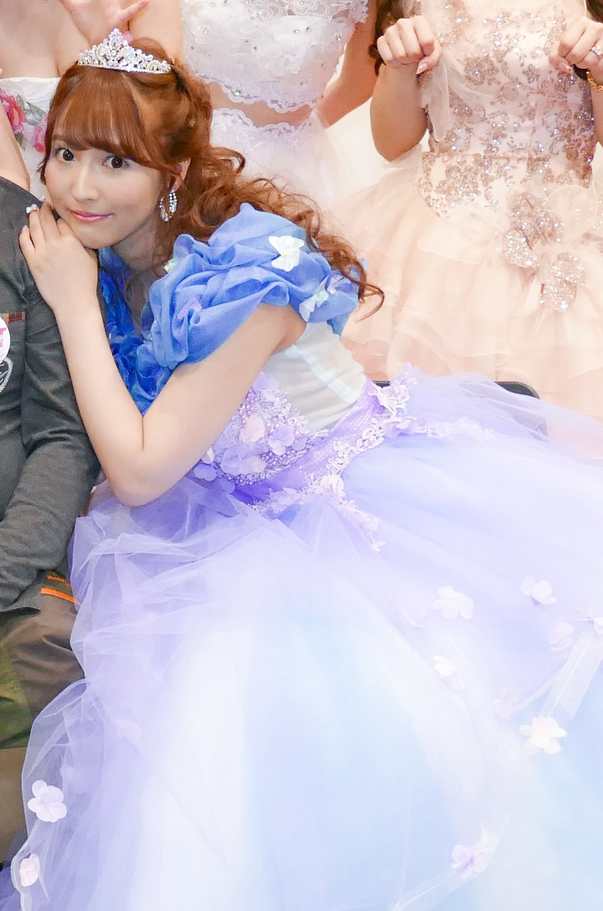 Yua Mikami photograph
